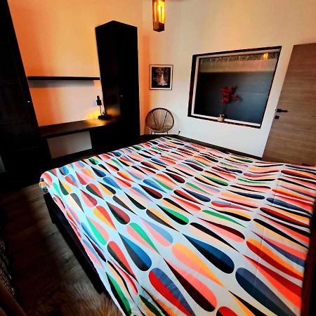 Petite Chambre Dans Une Jolie Colocation Liege Bagian luar foto