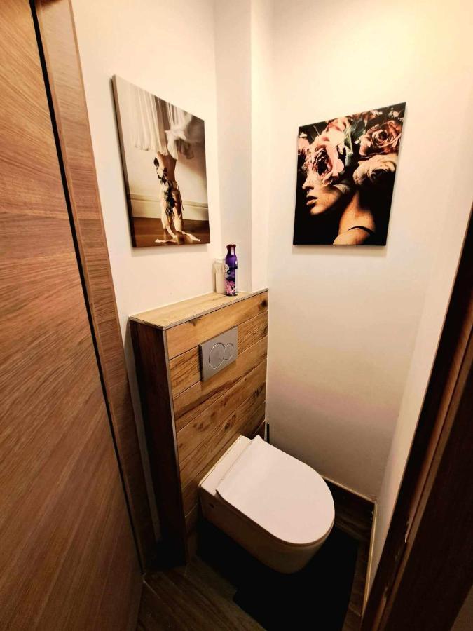 Petite Chambre Dans Une Jolie Colocation Liege Bagian luar foto